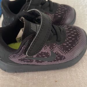 Walker size 4c Nike Velcro
